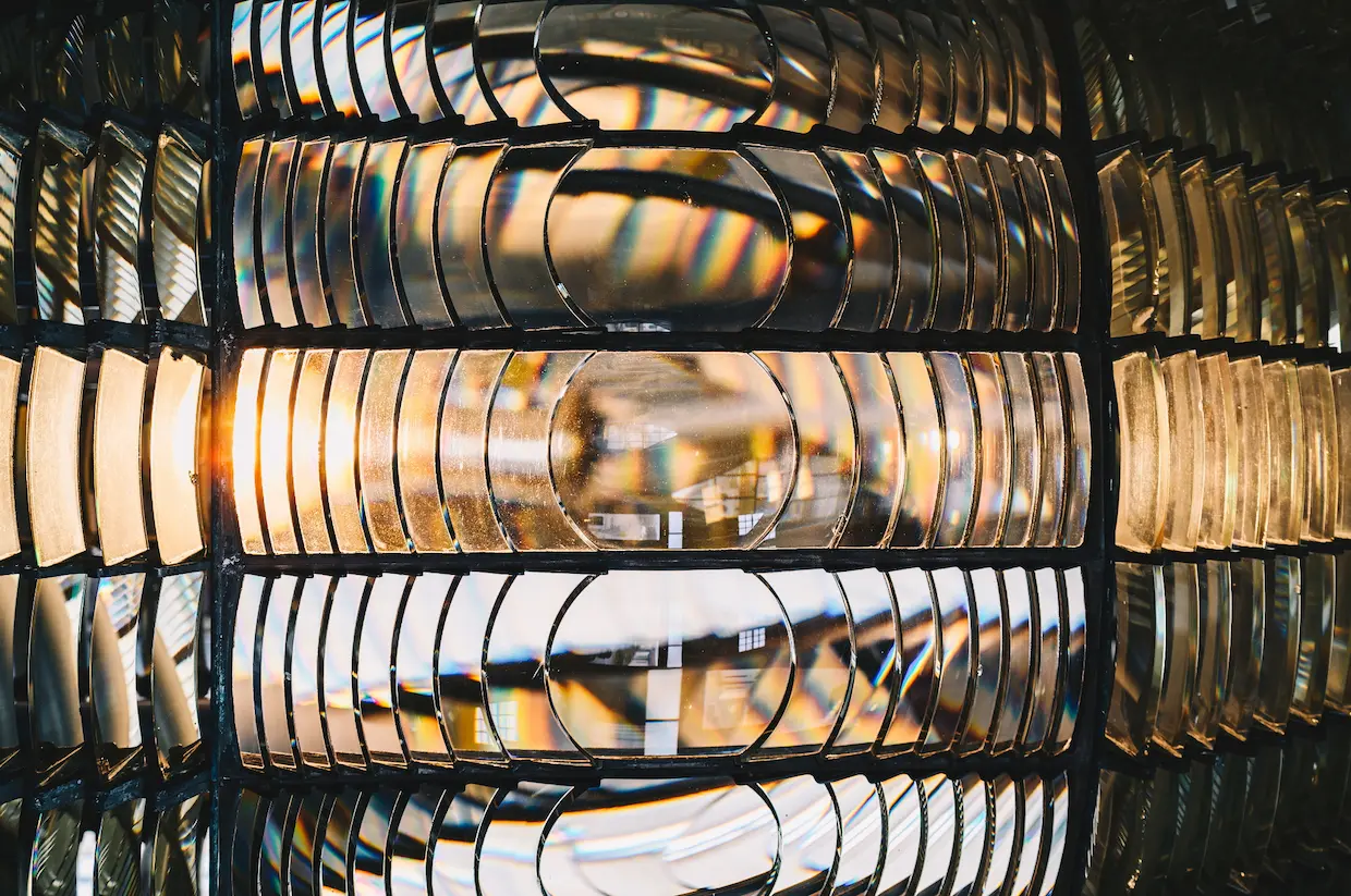 Fresnel lens, 2020